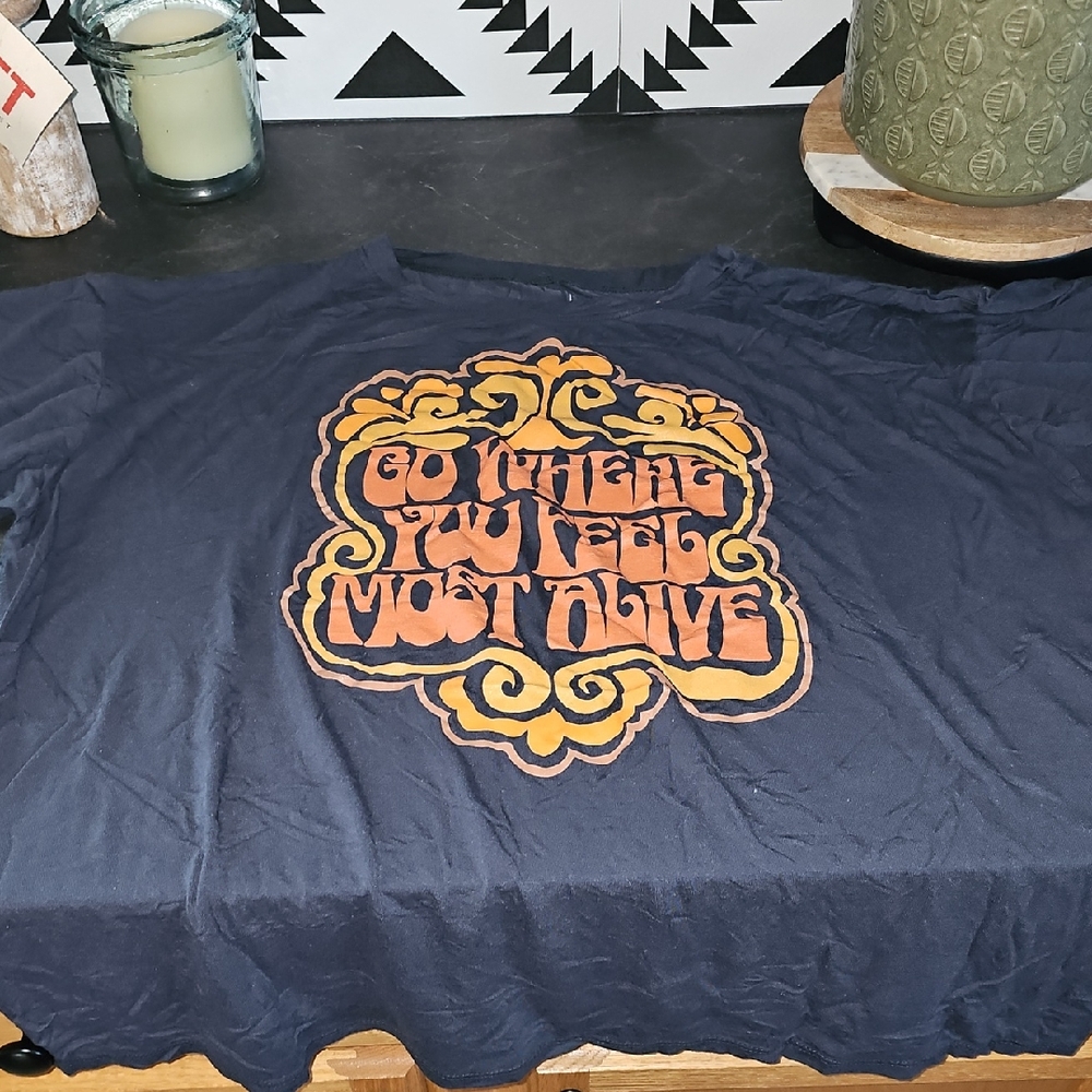 Earthbound Life Grey T-Shirt with Orange Go Where You Feel Most Alive Graphic Xl